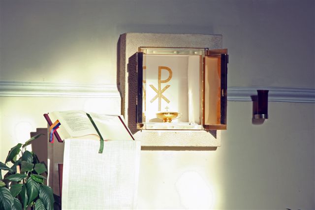 Tabernakel und Schriftenstand vor der letzten Renovierung. © Felix Mayer